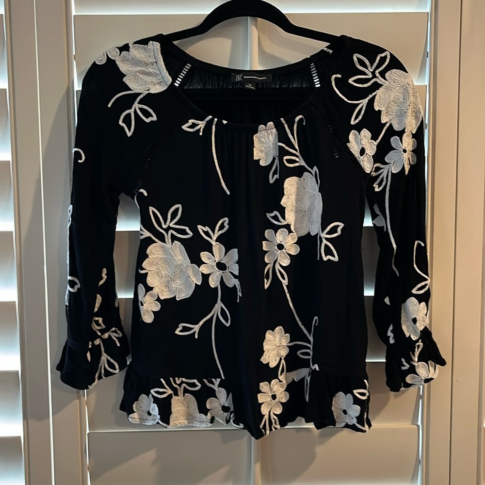 INC International Concepts Floral Embroidered Off-The-Shoulder Top Size  X small